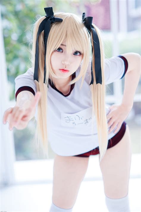 female cosplays anime